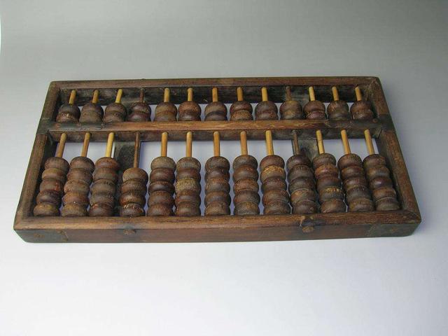 鐵算算盤一肖中特免費(fèi)資料，揭秘彩票預(yù)測(cè)的秘密，揭秘彩票預(yù)測(cè)秘密，鐵算算盤一肖中特免費(fèi)資料揭秘