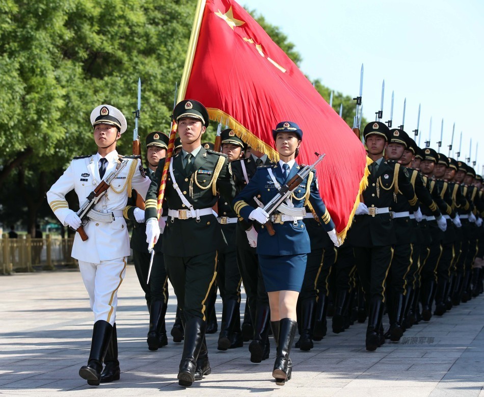 檢閱女兵儀仗隊，榮耀與力量的展現(xiàn)，檢閱女兵儀仗隊，榮耀與力量的璀璨瞬間