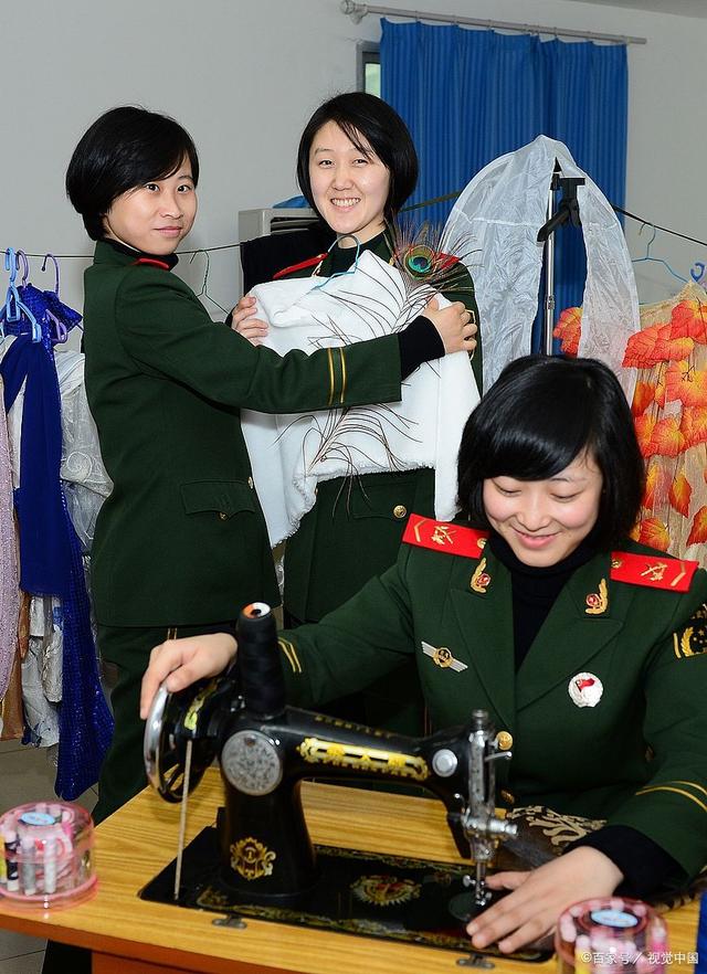 女兵背后的家庭，探尋她們的成長與力量源泉，女兵背后的家庭，成長與力量之源的探尋