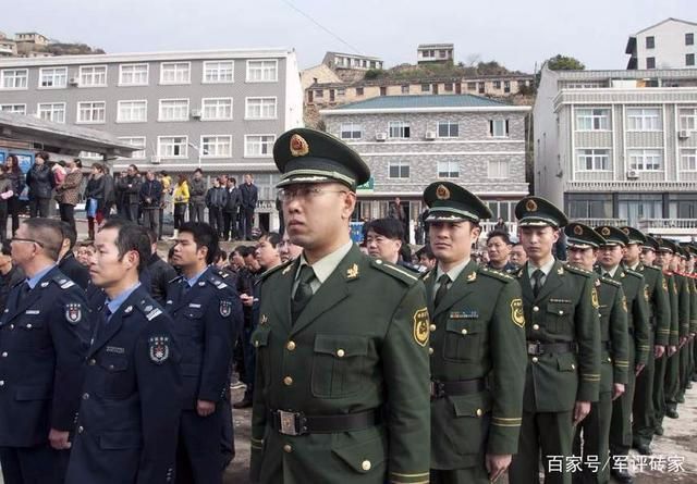 警備區(qū)權(quán)力詳解，究竟權(quán)力大小如何？，警備區(qū)權(quán)力深度解析，權(quán)力范圍與大小揭秘