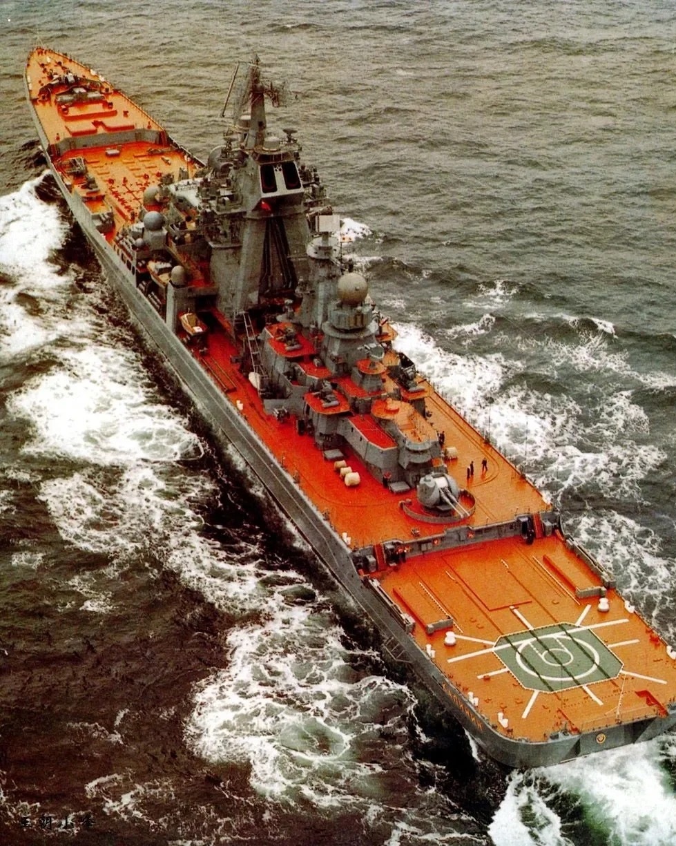 中國版基洛夫級(jí)巡洋艦，探索未來海上霸主之路，中國版基洛夫級(jí)巡洋艦，未來海上霸主之路的探索
