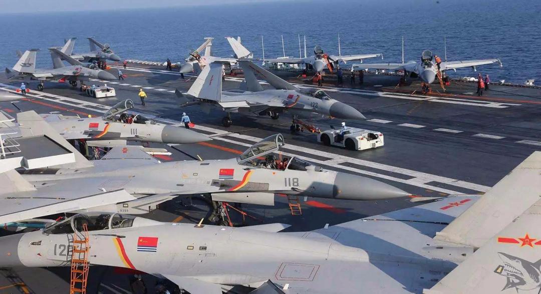 中國同時(shí)開建四艘航母，全球海軍建設(shè)的新里程碑，中國四艘航母同時(shí)開建，全球海軍建設(shè)邁入新紀(jì)元