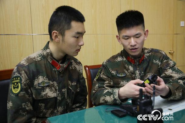 國防軍事頻道大家談，深度探討軍事話題，共筑國防強國夢，國防軍事頻道深度探討，共筑國防強國夢，軍事話題大家談