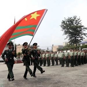武警部隊軍旗，榮耀的象征與力量的體現(xiàn)，武警部隊軍旗，榮耀與力量的象征