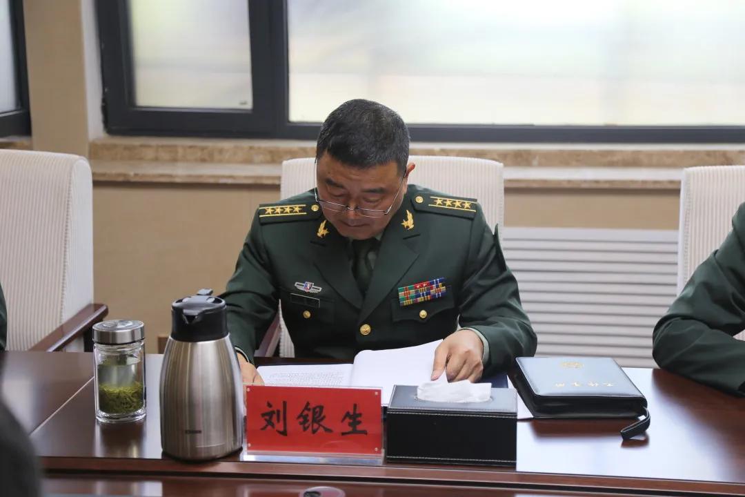 部隊每日新聞講評稿子，部隊每日新聞講評概覽，最新動態(tài)與要點解析