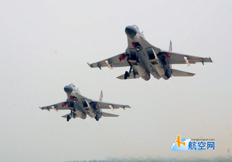 殲-11B戰(zhàn)機(jī)，中國(guó)空中力量的璀璨明珠，殲-11B戰(zhàn)機(jī)，中國(guó)空中力量的耀眼明珠