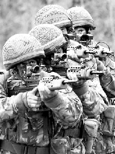 今日戰(zhàn)事新聞，全球軍事動(dòng)態(tài)深度解析，全球軍事動(dòng)態(tài)深度解析，今日戰(zhàn)事新聞綜述