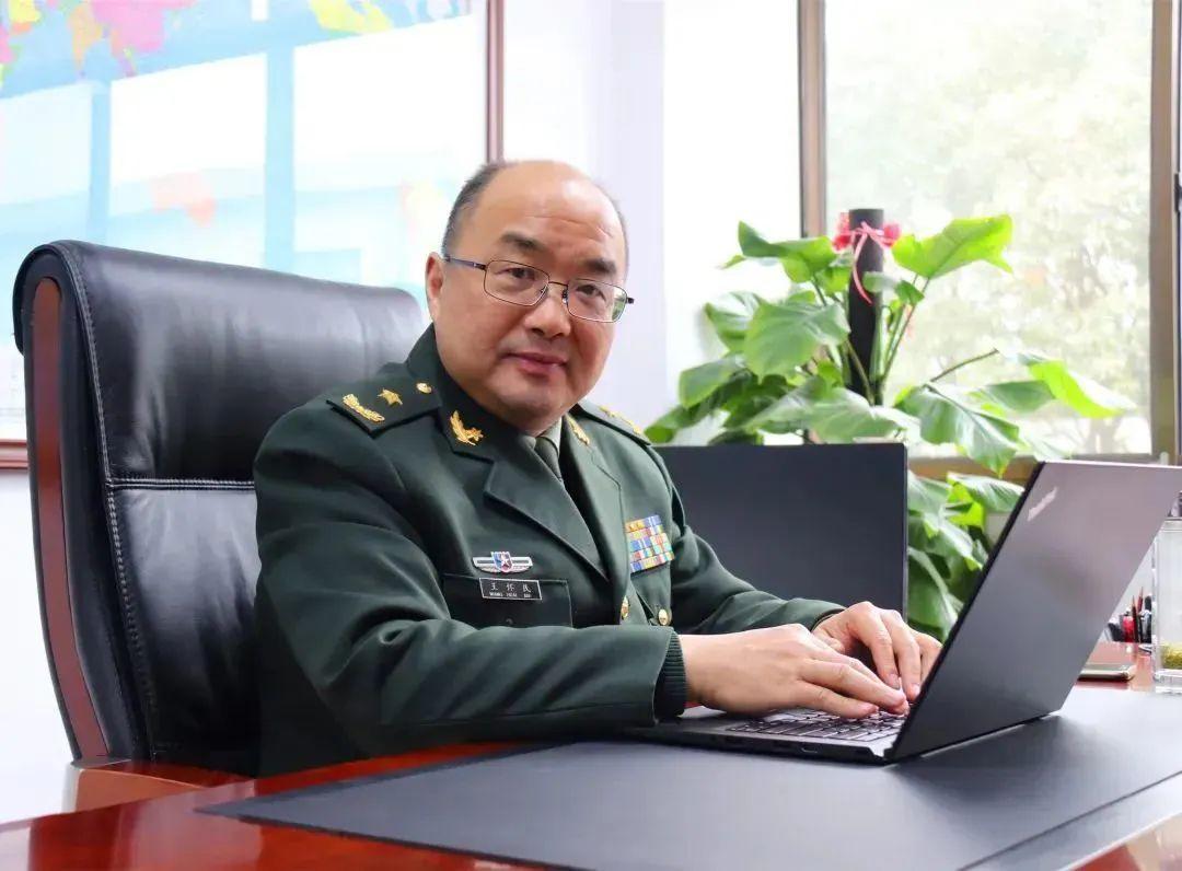 國防科技大學(xué)，一所卓越的高等學(xué)府，究竟有多牛？，國防科技大學(xué)，卓越高等學(xué)府的深度解析，究竟有多牛？