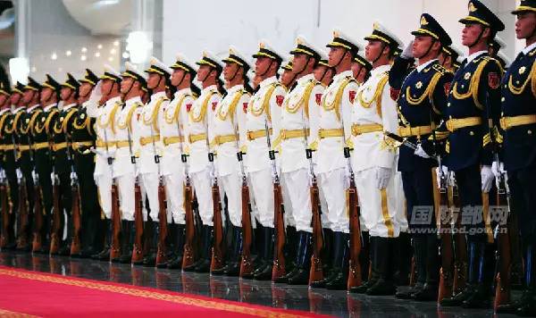 三軍儀仗隊(duì)視頻，展現(xiàn)榮耀與力量的盛大儀式，三軍儀仗隊(duì)盛大儀式，榮耀與力量的展現(xiàn)