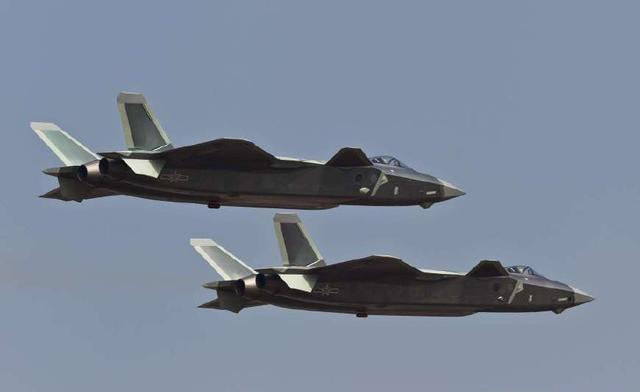 殲-20飛行速度，揭秘中國新一代隱身戰(zhàn)斗機的速度與性能，揭秘殲-20隱身戰(zhàn)斗機的速度與性能，中國新一代戰(zhàn)斗機的飛行速度探索