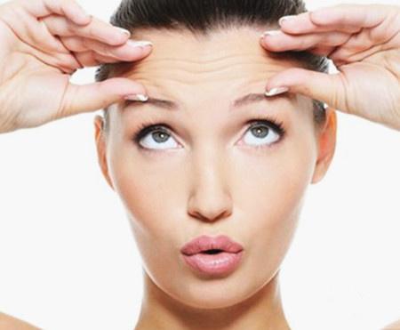 如何有效去除抬頭紋，重塑青春容顏，如何去除抬頭紋，重塑年輕面容？