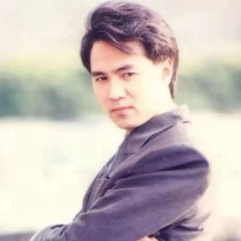 童安格個(gè)人資料簡(jiǎn)介，童安格個(gè)人資料簡(jiǎn)介，探索音樂(lè)才子的人生軌跡