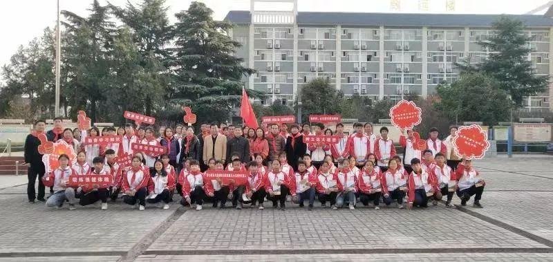 洛陽(yáng)旅游團(tuán)聯(lián)系方式——您的旅行首選伙伴，洛陽(yáng)旅游團(tuán)聯(lián)系方式，首選旅行伙伴，暢游古都之旅！