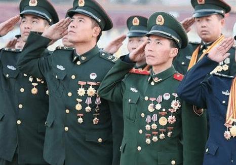 軍士長是什么級別？深入了解軍士長的職責(zé)與地位，軍士長的職責(zé)與地位，揭秘軍士長的級別與角色