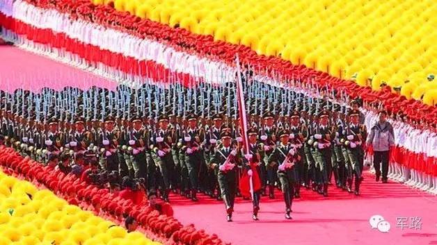 國(guó)慶閱兵是每年一次嗎？——深度解析與探討，深度解析與探討，國(guó)慶閱兵是否為每年例行活動(dòng)？
