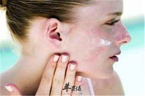 皮膚過(guò)敏怎么辦？小妙招幫你輕松應(yīng)對(duì)，皮膚過(guò)敏應(yīng)對(duì)小妙招，輕松緩解不適煩惱