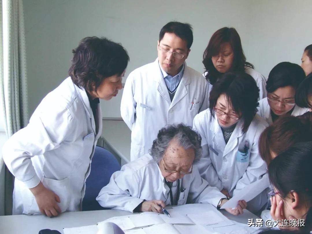 三期必出一期三期必開一期，深度解析與預(yù)測(cè)策略（關(guān)鍵詞，三期必出一期三期必開一期93），深度解析與預(yù)測(cè)策略，三期必出一期與三期必開一期的奧秘（關(guān)鍵詞，93）