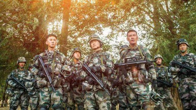 鐵血軍事小說免費(fèi)閱讀，探索戰(zhàn)火紛飛的英雄世界，鐵血軍事小說免費(fèi)閱讀，戰(zhàn)火英雄世界探索之旅