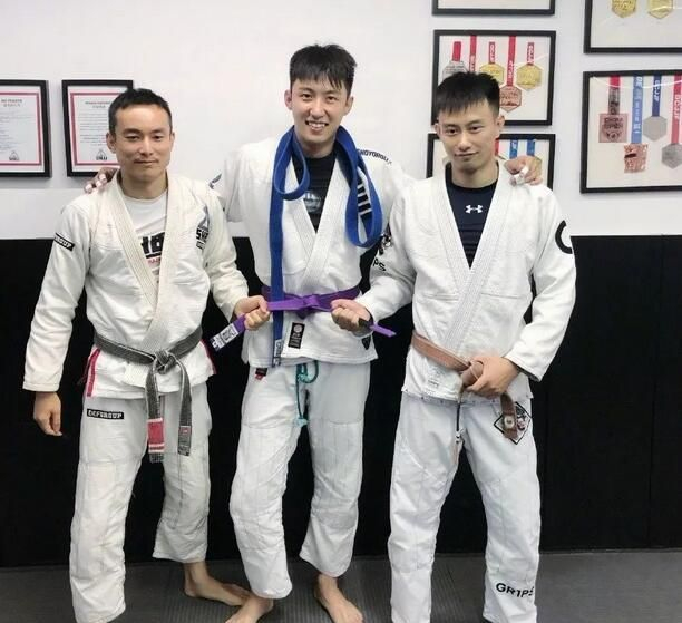 新澳門必中三肖三碼三期必開劉伯——揭秘博彩世界的秘密，揭秘博彩世界，劉伯三期必中新澳門三肖三碼