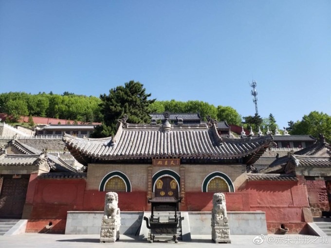 五臺山一天能逛完嗎？探索佛教圣地的魅力與行程規(guī)劃，五臺山一日游，探索佛教圣地的魅力與完美行程規(guī)劃