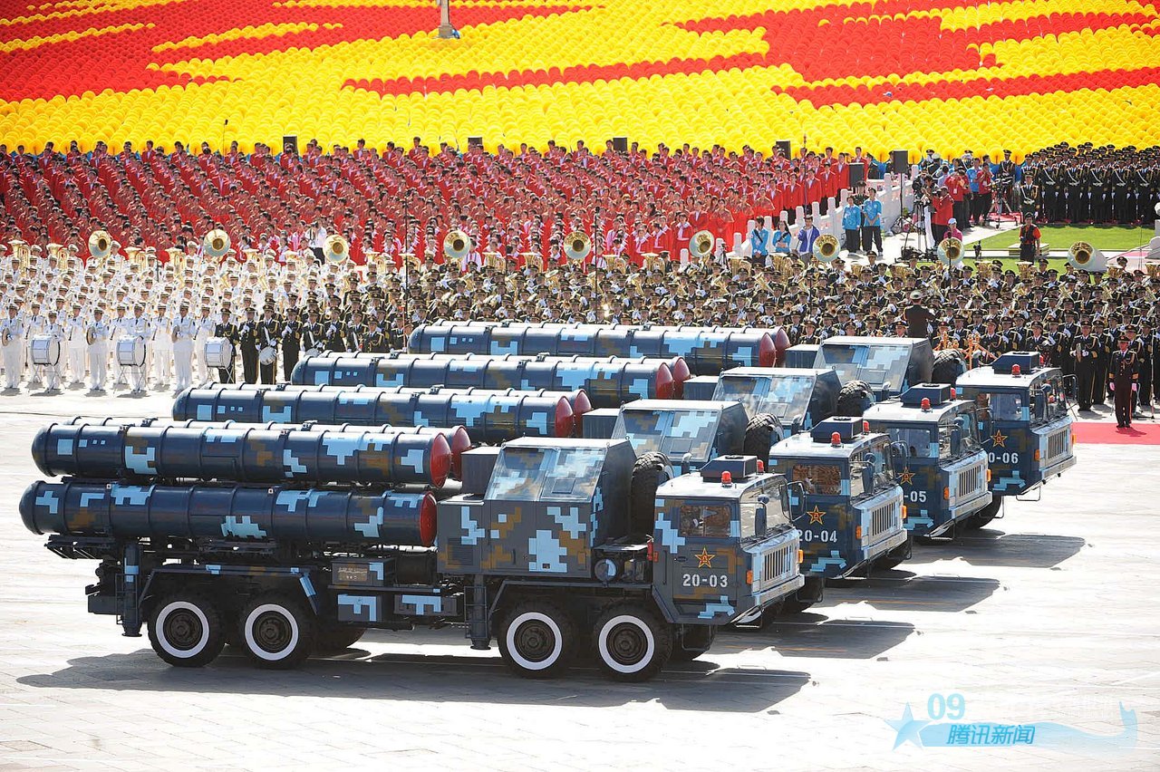 大閱兵2009視頻完整版，回顧歷史，銘記榮耀時(shí)刻，「大閱兵2009回顧，榮耀時(shí)刻的歷史印記」
