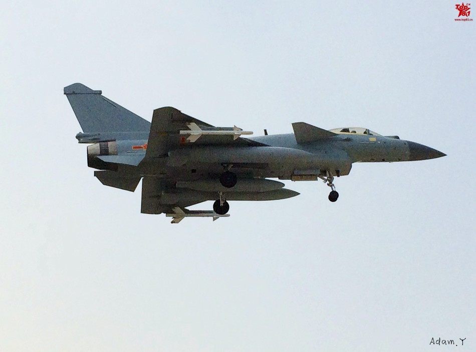 殲10戰(zhàn)斗機(jī)的詳細(xì)介紹，殲10戰(zhàn)斗機(jī)深度解析