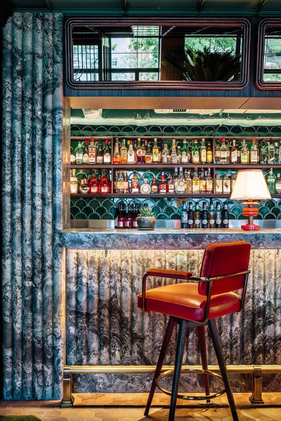 香港最準一肖中特，揭秘精準預(yù)測的秘密，揭秘香港最準一肖中特精準預(yù)測的秘密