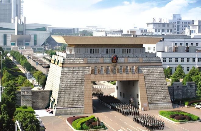 國(guó)防科技大學(xué)報(bào)考條件詳解，國(guó)防科技大學(xué)報(bào)考條件全面解析