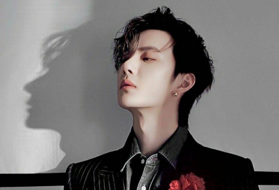 香港賭神王中王一肖，傳奇人生與神秘魅力，香港賭神王中王一肖，傳奇人生與神秘魅力的揭秘