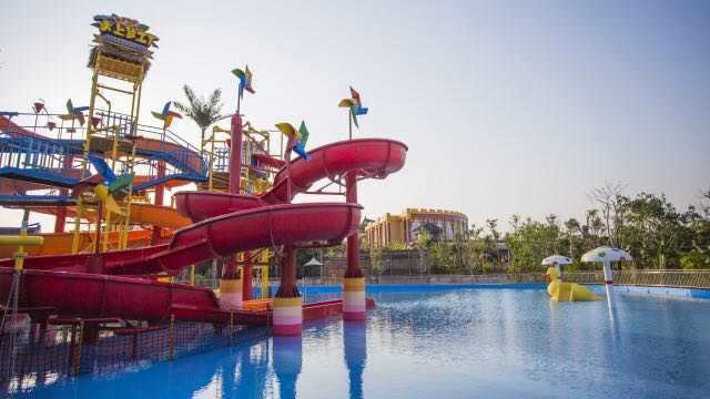 方特水上樂園圖片集錦，盡享水上樂趣，方特水上樂園精彩瞬間，水上樂趣盡享無限