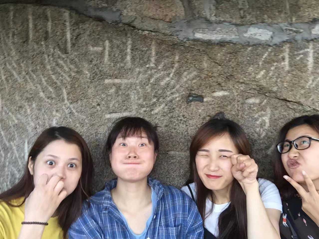 四個人玩我一個人，一種獨特的體驗感受，四人圍攻下的獨特體驗，一場獨特的游戲經(jīng)歷