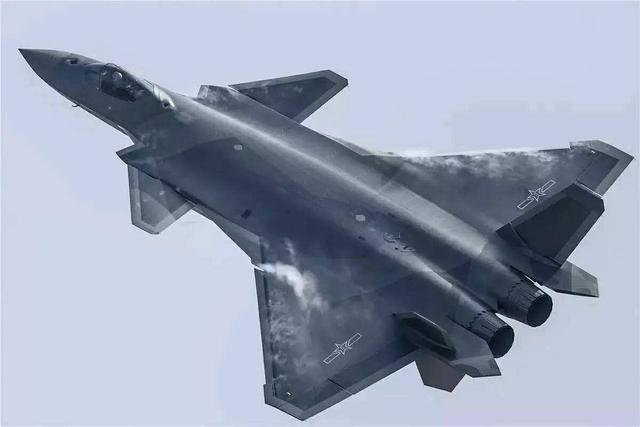 殲-20與F-22空中霸主之爭，性能對比與未來展望，殲-20與F-22空中霸主之爭，性能對比及未來展望