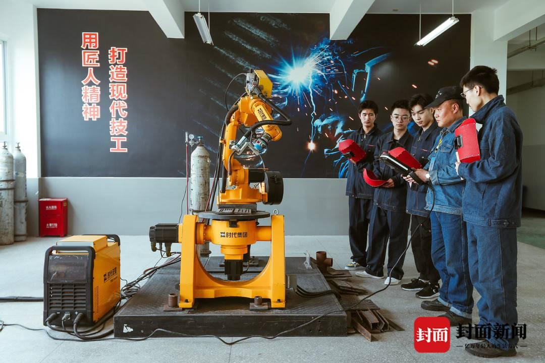 2025精準資料免費大全，一站式獲取最新資源秘籍，2025精準資料免費大全，一站式獲取最新資源秘籍手冊