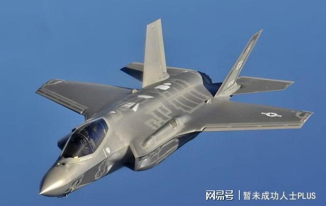F-35與殲-20，誰更勝一籌？深度解析兩款戰(zhàn)斗機的優(yōu)劣對比，F(xiàn)-35與殲-20優(yōu)劣對比，深度解析兩款戰(zhàn)斗機的性能與特點對比解析