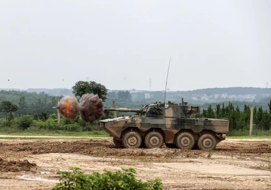 深入解析中國(guó)新型輪式裝甲突擊車——11式輪式裝甲突擊車，中國(guó)新型輪式裝甲突擊車深度解析，揭秘11式輪式裝甲突擊車性能特點(diǎn)