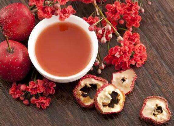 山楂泡水喝的功效，健康益處與養(yǎng)生之選，山楂泡水喝的養(yǎng)生功效，健康益處與養(yǎng)生選擇