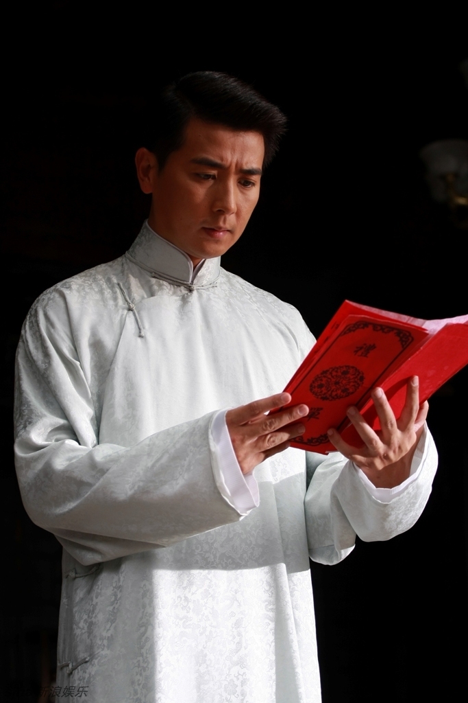 保劍鋒的個(gè)人資料圖片，保劍鋒個(gè)人資料圖片簡(jiǎn)介