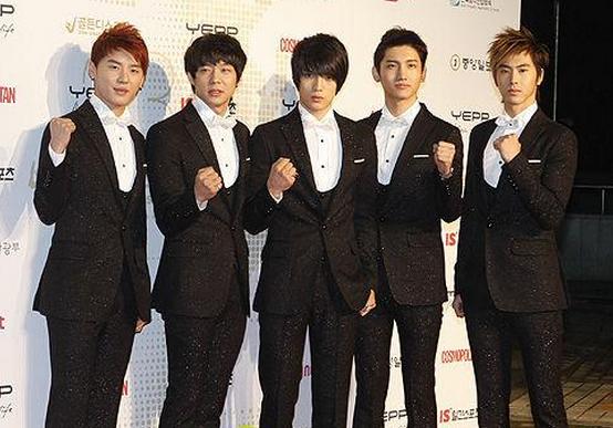 關于介紹明星的網(wǎng)站，深度探索明星的世界，明星世界深度探索，揭秘明星生活與成長之路