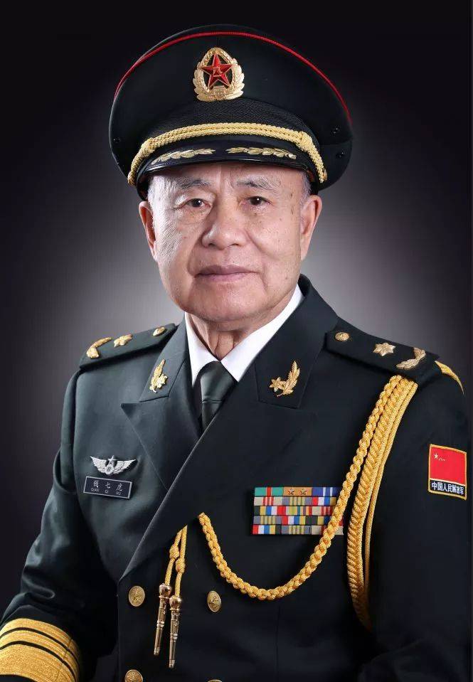 上將一年能賺100萬嗎？深度解析軍事官員薪資與待遇，軍事官員薪資深度解析，上將一年能否賺取100萬？