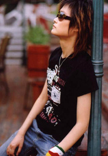 安又琪個人資料簡介及，一位閃耀娛樂圈的璀璨明星，安又琪，娛樂圈的璀璨明星個人資料簡介