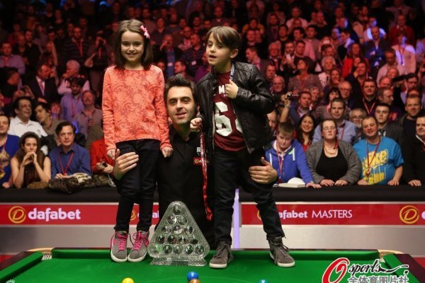 澳門開(kāi)獎(jiǎng)現(xiàn)場(chǎng)最快結(jié)果，揭秘現(xiàn)場(chǎng)氣氛與實(shí)時(shí)開(kāi)獎(jiǎng)信息，澳門開(kāi)獎(jiǎng)現(xiàn)場(chǎng)揭秘，氣氛熱烈，實(shí)時(shí)開(kāi)獎(jiǎng)信息速遞